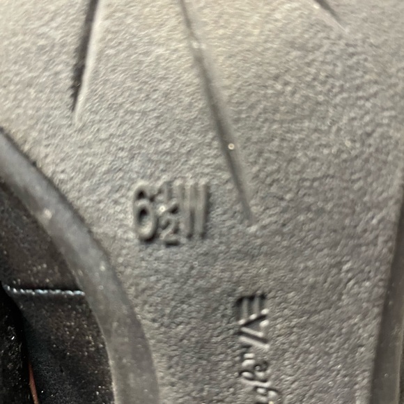 3/$25 American Eagle flats never worn outside ladies size 6.5 - Picture 5 of 5